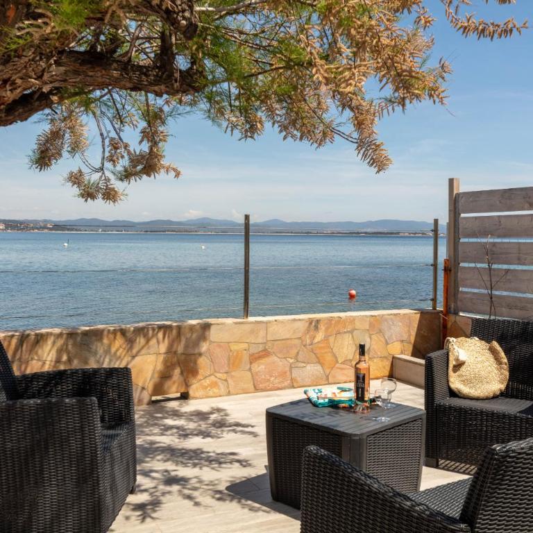 Mon Rêve, charmant cabanon les pieds dans l’eau à la Madrague, confortable et lumineux - Villa mit Meerblick - 3