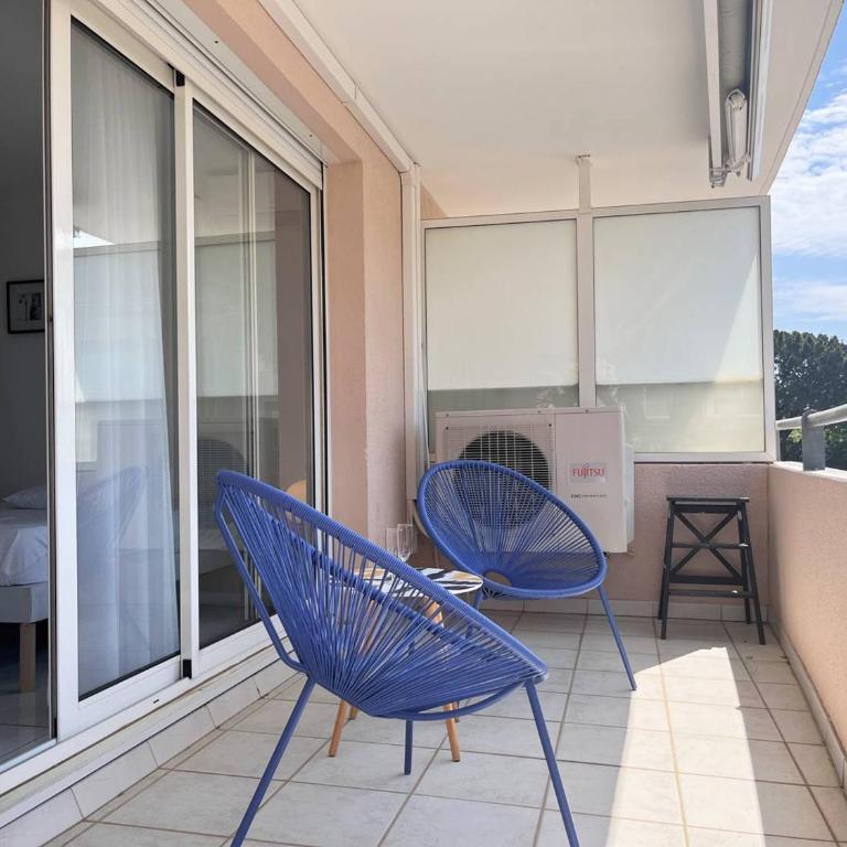 Appartement climatisé avec piscine, terrasse et parking - 6 couchages, près de la plage - FR-1-251-451 - Appartement - 6