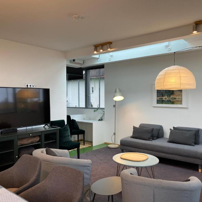Holidayhome OMYXL - Appartamento con Vista Montagna - 77