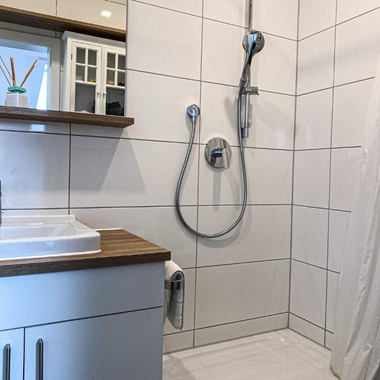FEWO Alex - Apartment mit Balkon - 8