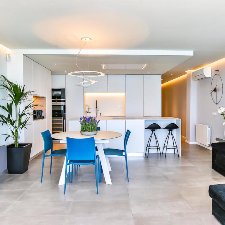MAGNÍFICO APARTAMENTO - primera línea de mar - Apartamento de 3 dormitorios - 6