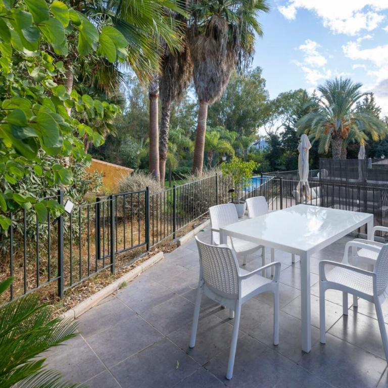 Luxury apartment near Puerto Banús - Two-Bedroom Apartment with Terrace - 40