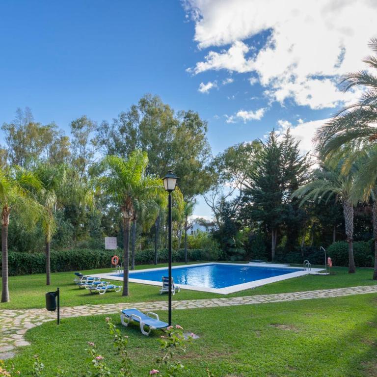 Luxury apartment near Puerto Banús - Two-Bedroom Apartment with Terrace - 6