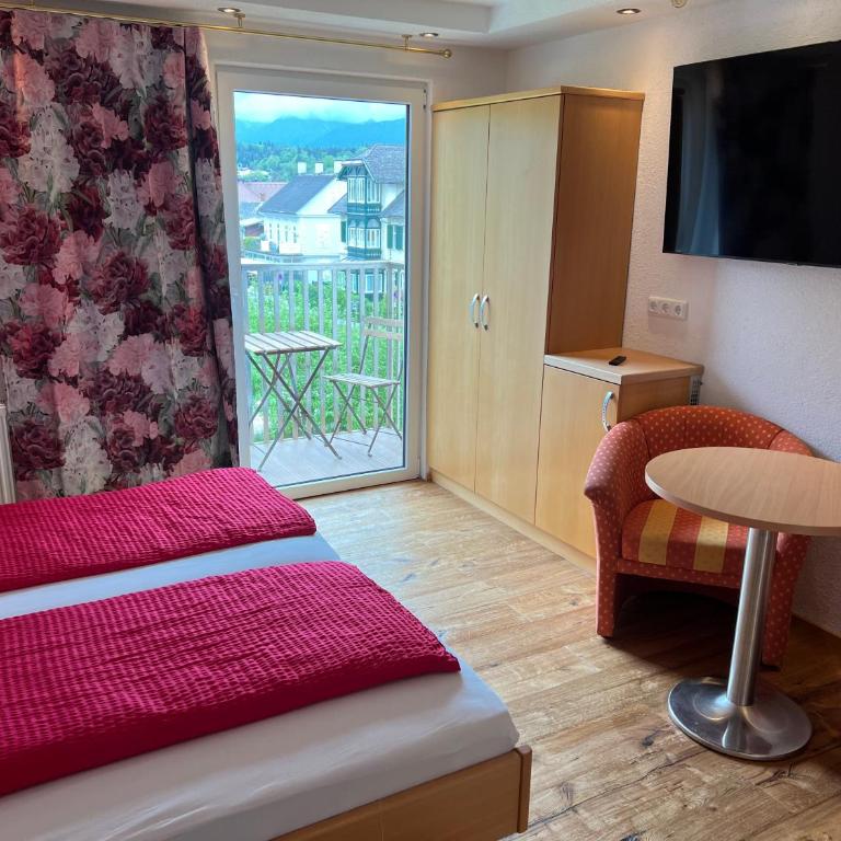 Seebär Velden - Doppelzimmer mit Balkon - 9