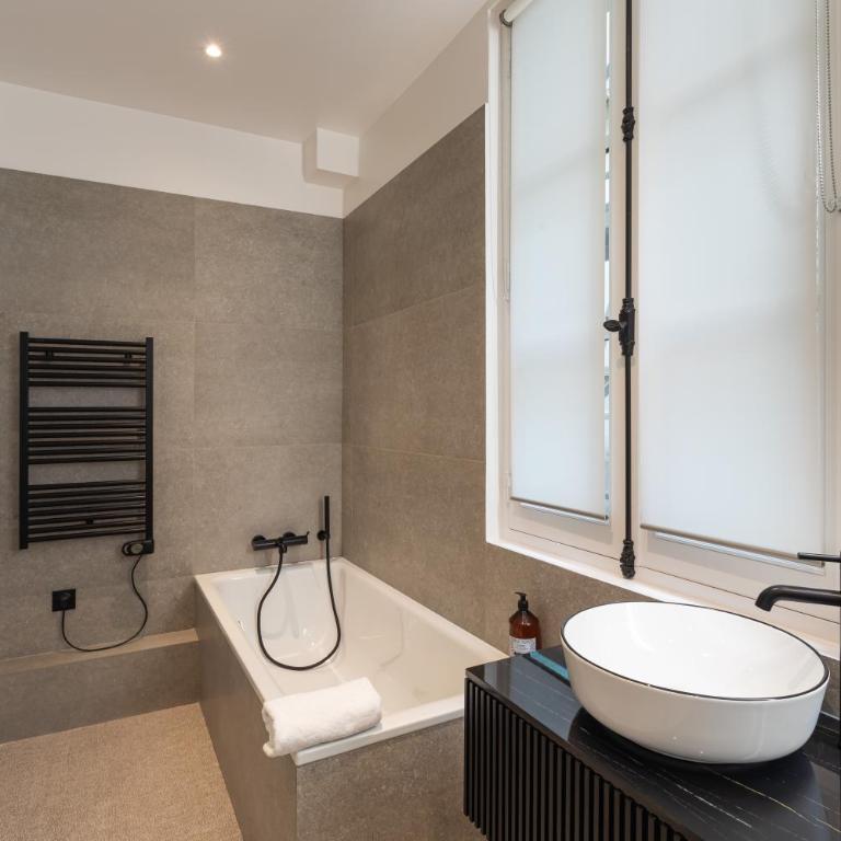 Le Goya - Appartement 4 chambres centre ville de Rennes - Four-Bedroom Apartment - 4