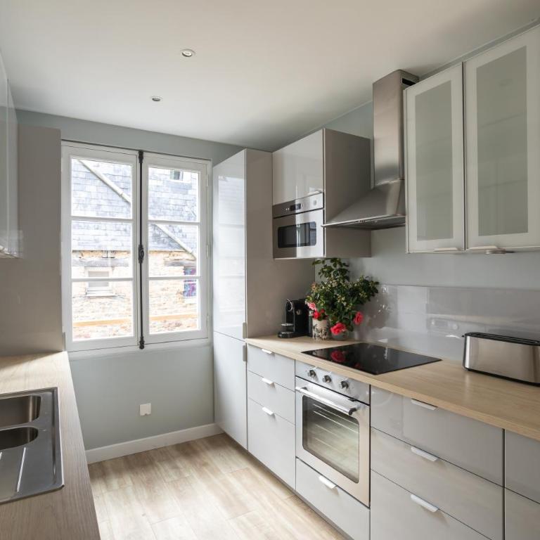 Suite Or - Appt 3 chambres au coeur du centre historique de Rennes - Three-Bedroom Apartment - 14