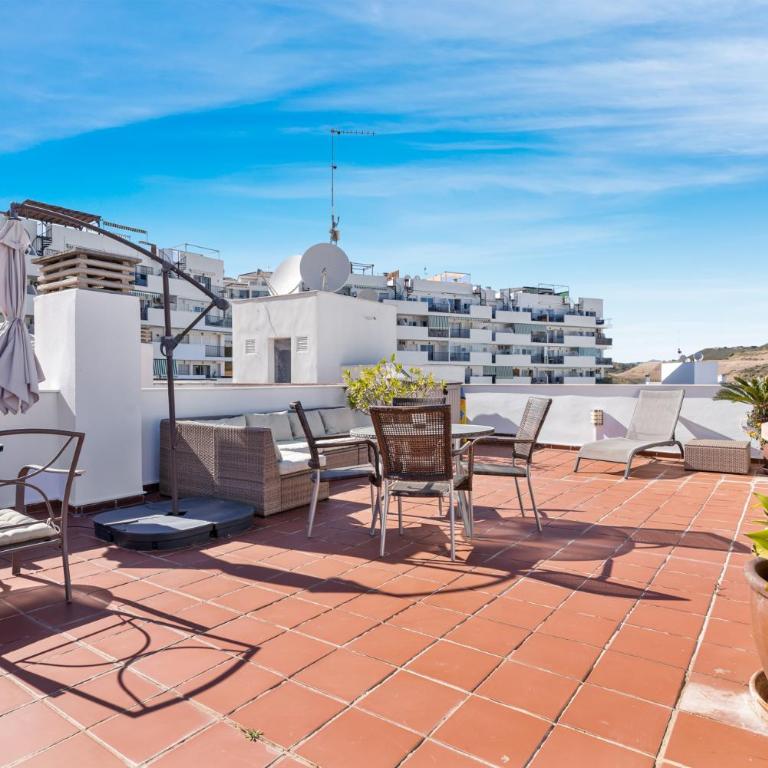 Terrace Penthouse with Pool by Costarentals - Ref 84 - Apartamento de 2 dormitorios - 18