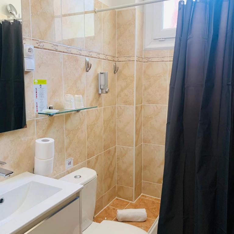Hôtel Cala di Sole - Chambre 12 m² - Vue Arrière - Pas de Vue Mer - 3