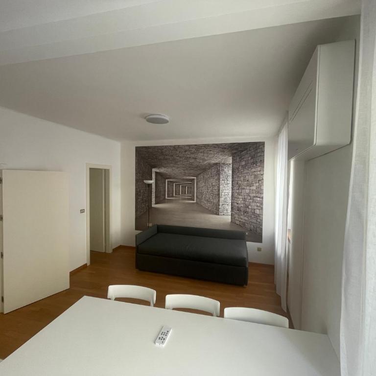 Torboletta Apartments - One-Bedroom Apartment - 2