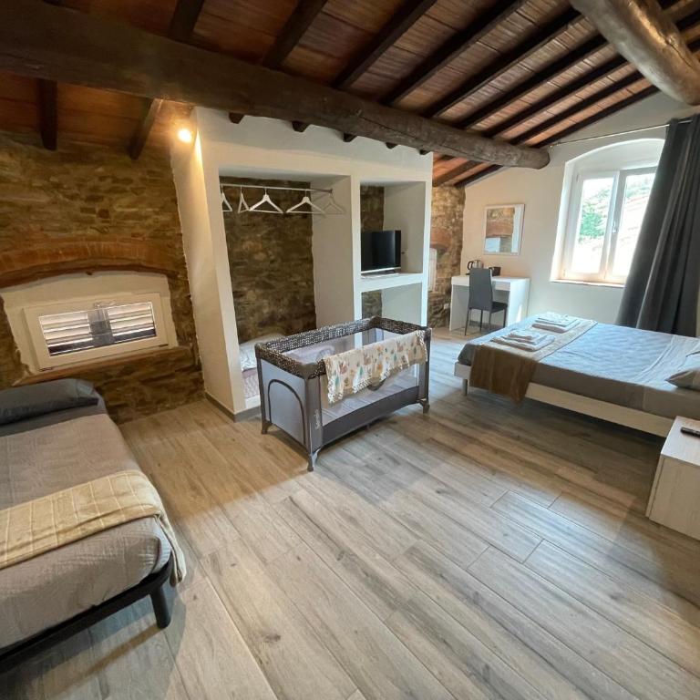 Rent room Iacopo - Camera Tripla con Bagno Privato - 17