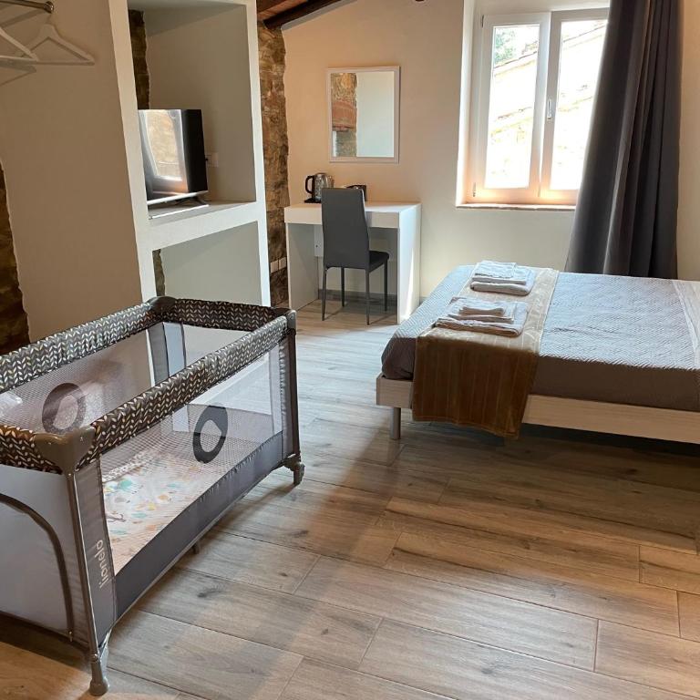 Rent room Iacopo - Camera Tripla con Bagno Privato - 15
