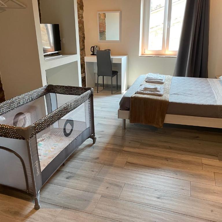 Rent room Iacopo - Camera Tripla con Bagno Privato - 18