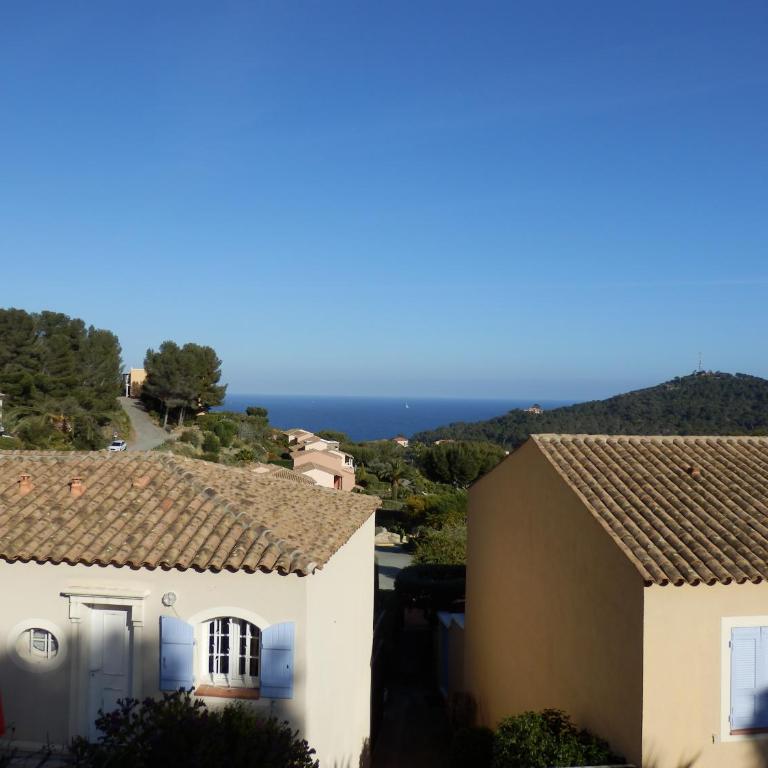 Cap Estérel Vue mer Piscine Parking 6 pers - Ferienhaus - 43