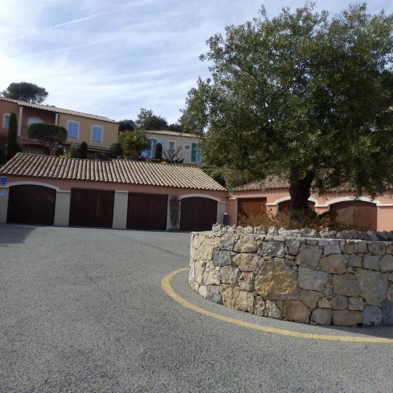 Cap Estérel Vue mer Piscine Parking 6 pers - Ferienhaus - 46