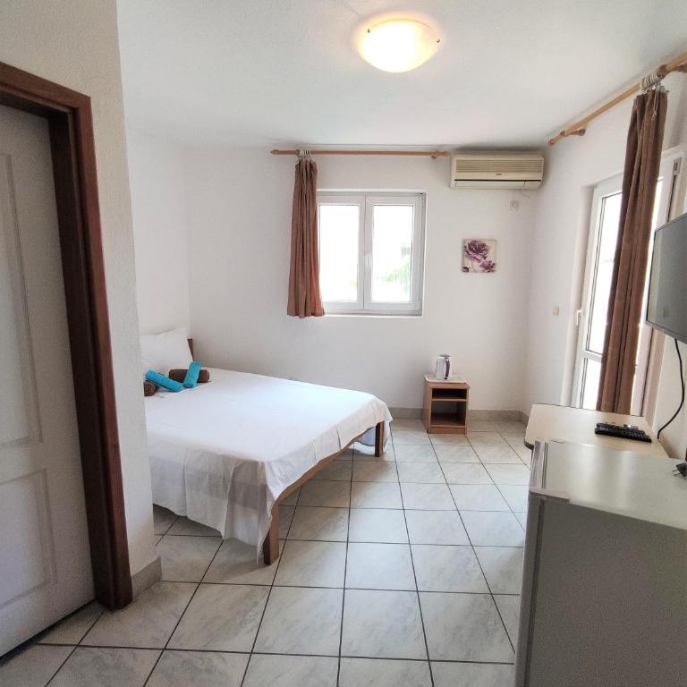Guest House Violet - Studio sa Balkonom - 16