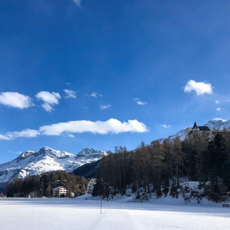 4 1/2 Room Maisonette Apartment with great views - Apartment mit 3 Schlafzimmern - 35