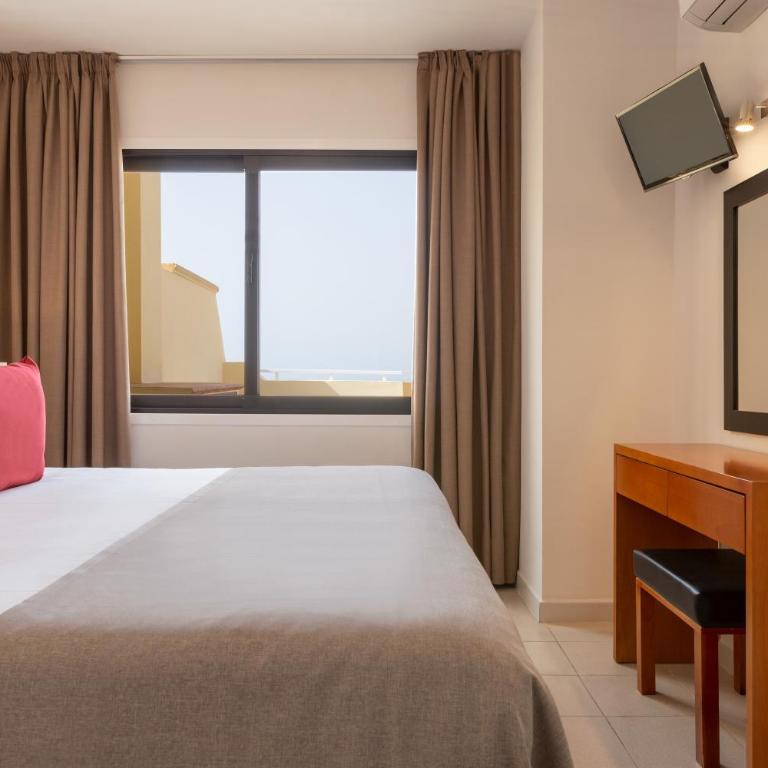 Ramada Residences by Wyndham Costa Adeje - Apartamento de 3 dormitorios con vistas al océano - 6