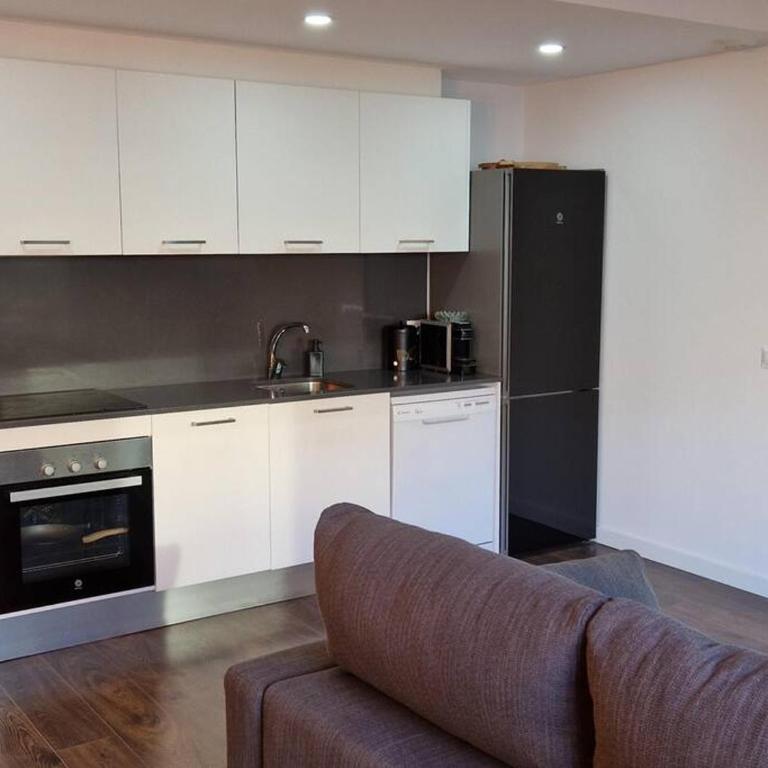 Espectacular piso nuevo con piscina - Apartamento de 2 dormitorios - 14