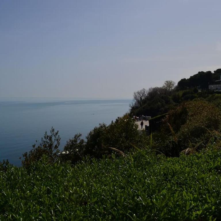 Belvedere di Ancona - Appartamento con 2 Camere da Letto - 60