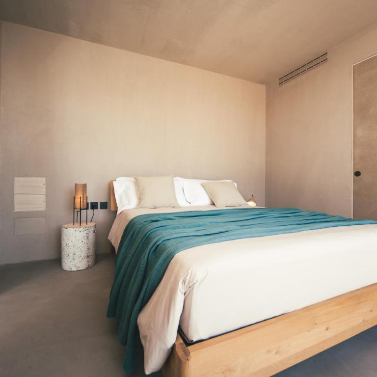 Rakalia Pure Living Sicilian Retreat - Deluxe Double Room with Pool View - 6