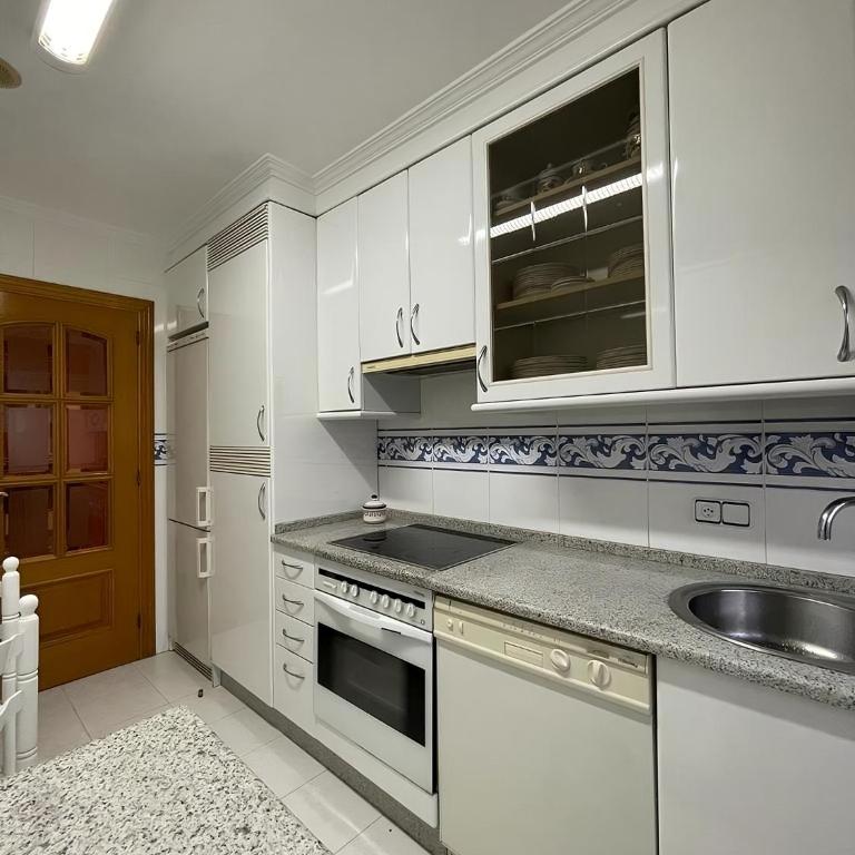 Piso en Sanxenxo primera línea de la playa de Silgar - Apartamento de 3 dormitorios y vistas al mar - 16