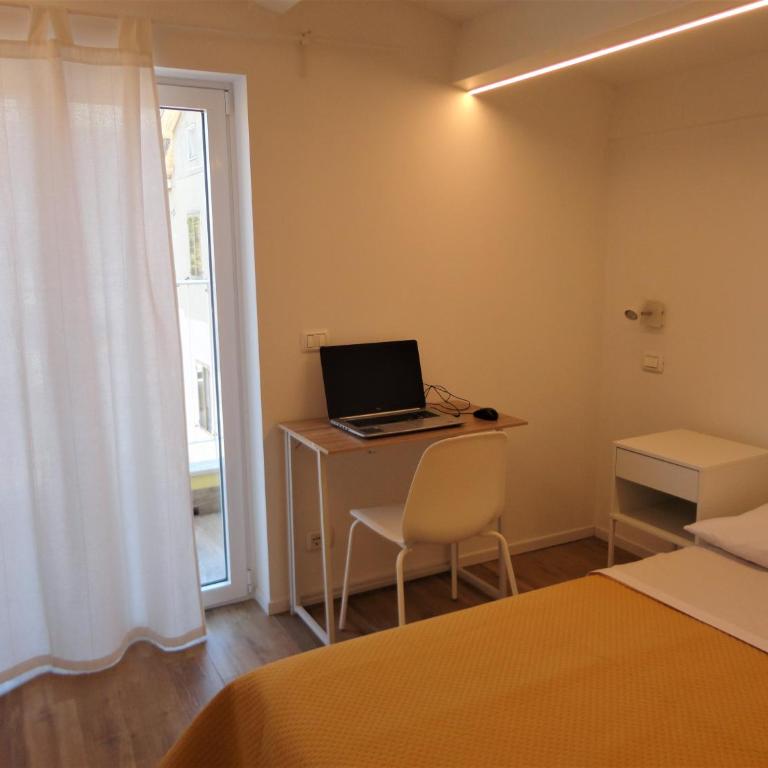 CASA MIRO' vicinissima al mare e parcheggio privato gratuito se disponibile - Two-Bedroom Apartment - 32