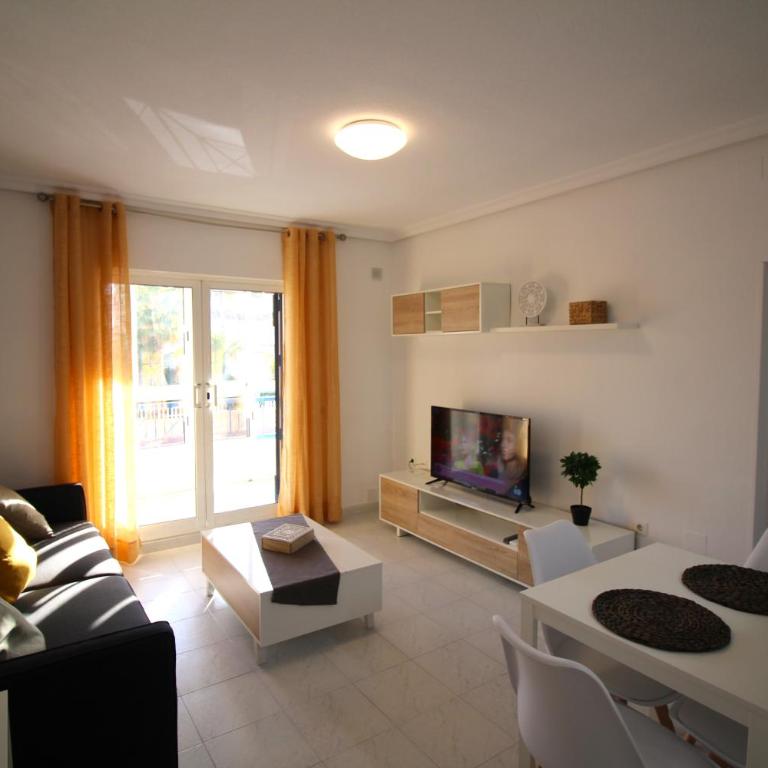 Apartamento con piscina en urbanizacion parquemar, La Mata, Torrevieja AQ-153 - Apartamento de 1 dormitorio - 5