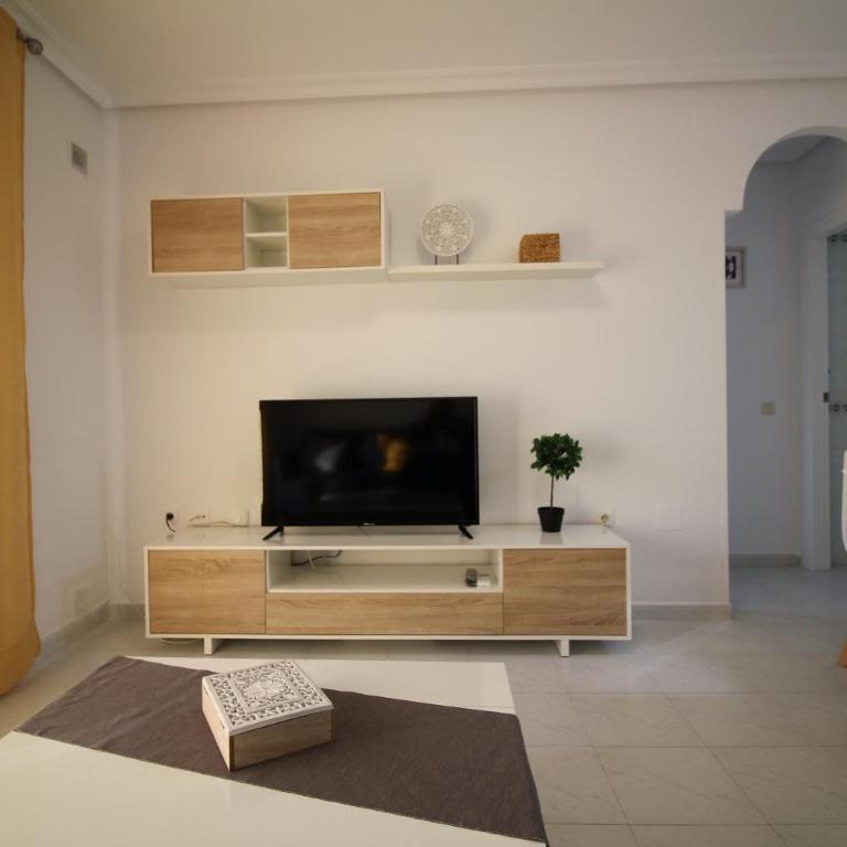 Apartamento con piscina en urbanizacion parquemar, La Mata, Torrevieja AQ-153 - Apartamento de 1 dormitorio - 9