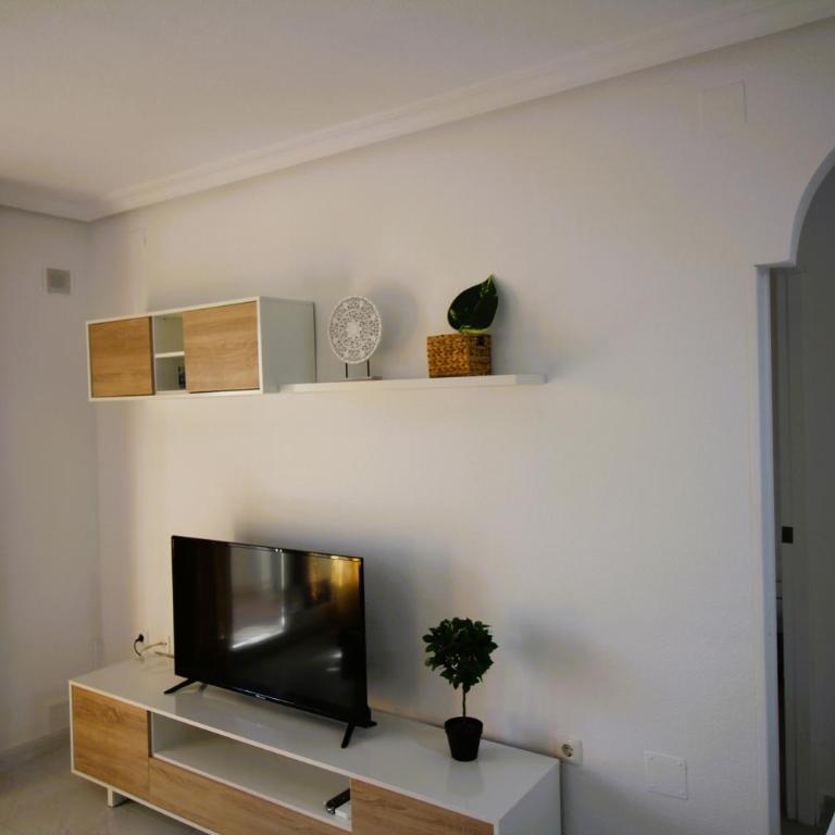 Apartamento con piscina en urbanizacion parquemar, La Mata, Torrevieja AQ-153 - Apartamento de 1 dormitorio - 10