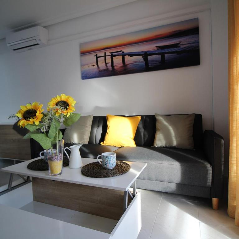 Apartamento con piscina en urbanizacion parquemar, La Mata, Torrevieja AQ-153 - Apartamento de 1 dormitorio - 2