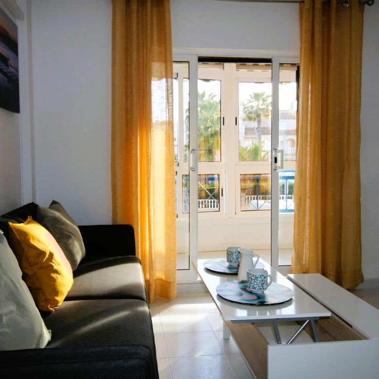 Apartamento con piscina en urbanizacion parquemar, La Mata, Torrevieja AQ-153 - Apartamento de 1 dormitorio - 12