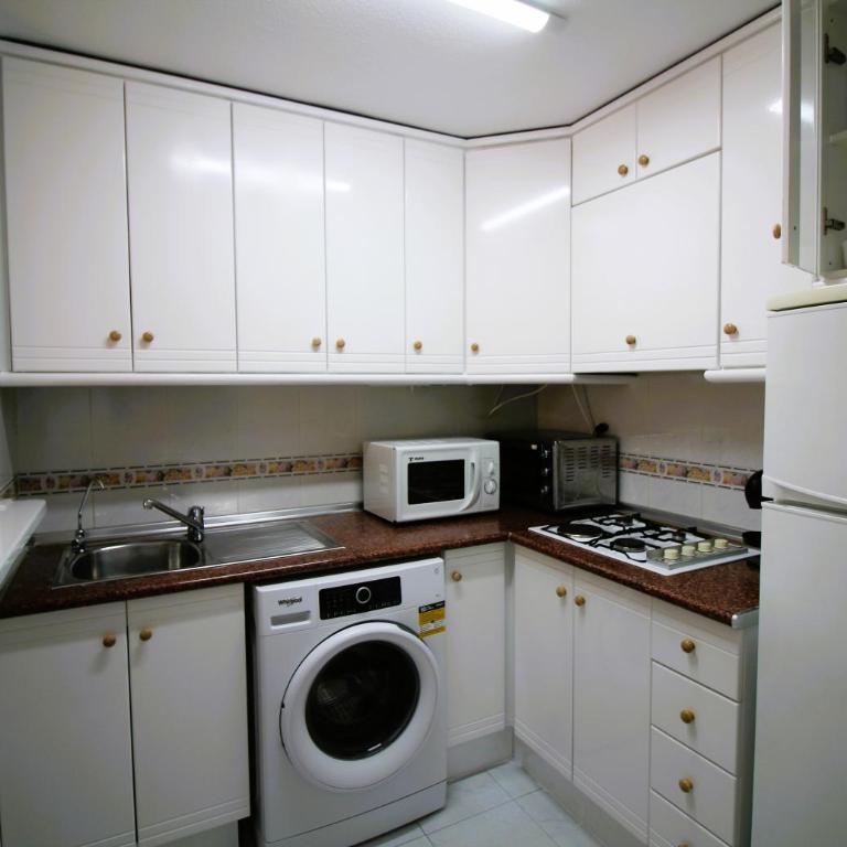 Apartamento con piscina en urbanizacion parquemar, La Mata, Torrevieja AQ-153 - Apartamento de 1 dormitorio - 13