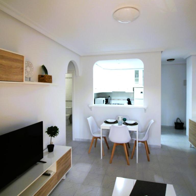 Apartamento con piscina en urbanizacion parquemar, La Mata, Torrevieja AQ-153 - Apartamento de 1 dormitorio - 17