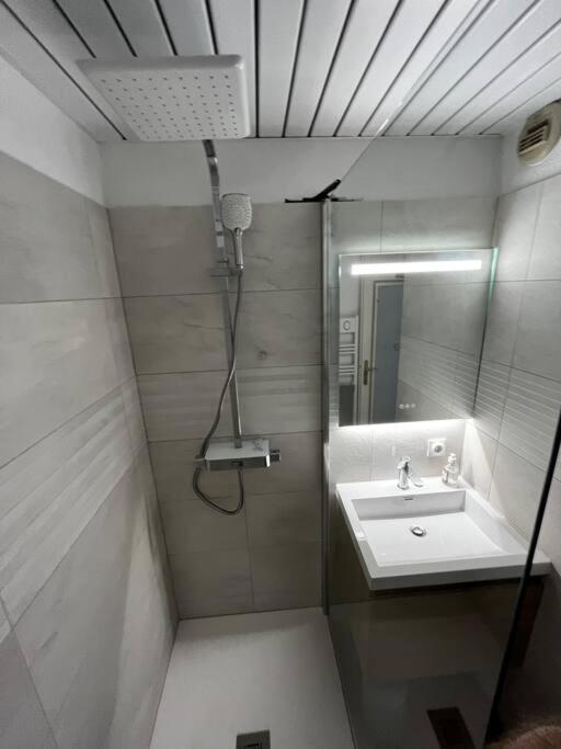 Bel Appartement au coeur de la Marina Port Cogolin - Apartment mit 2 Schlafzimmern - 12