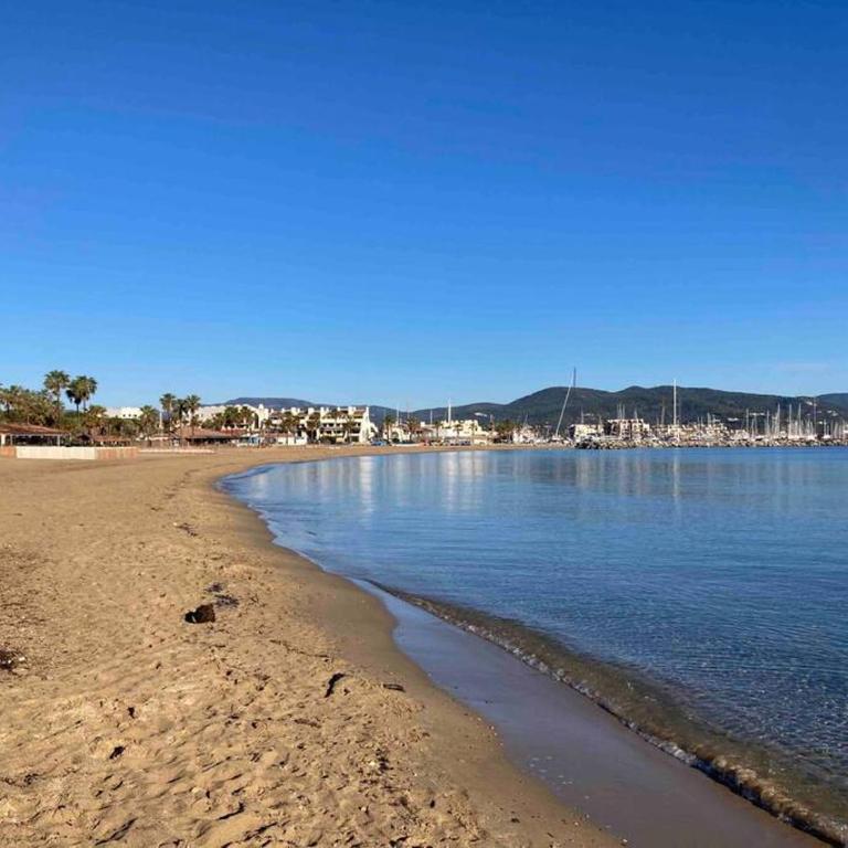 Bel Appartement au coeur de la Marina Port Cogolin - Apartment mit 2 Schlafzimmern - 17