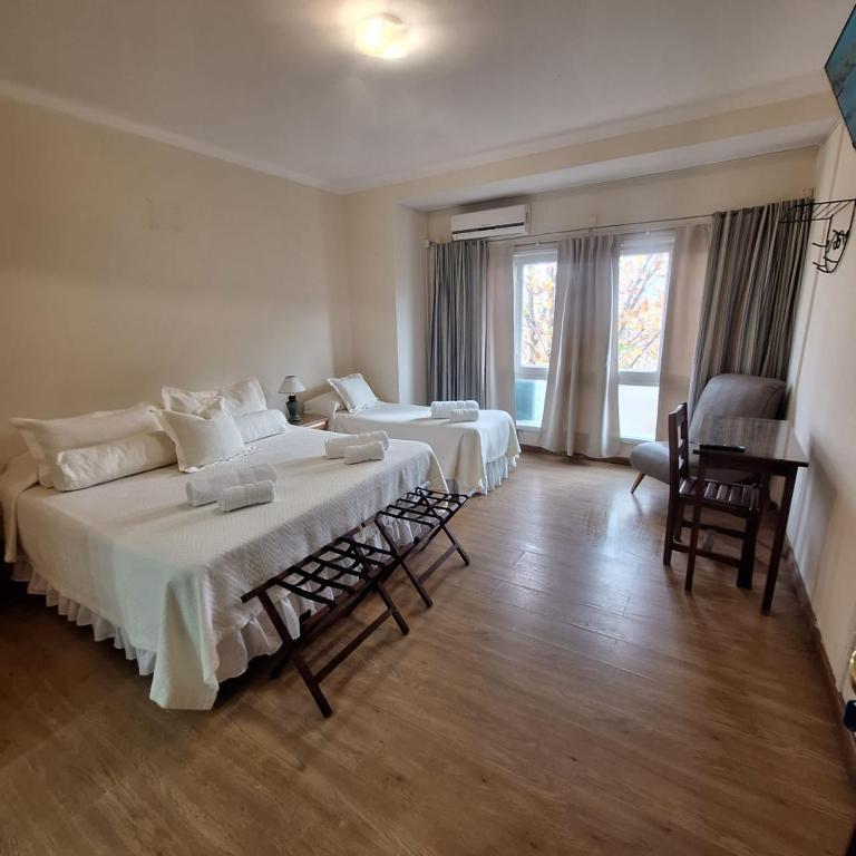 Hotel Turingia - Habitación Triple Confort con ducha - 3