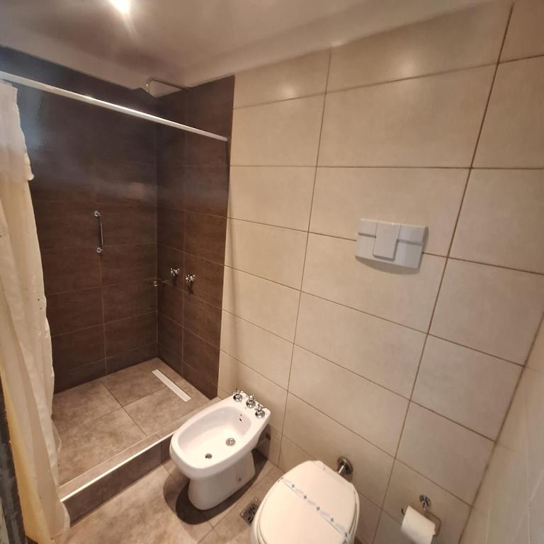 Hotel Turingia - Habitación Triple Confort con ducha - 9