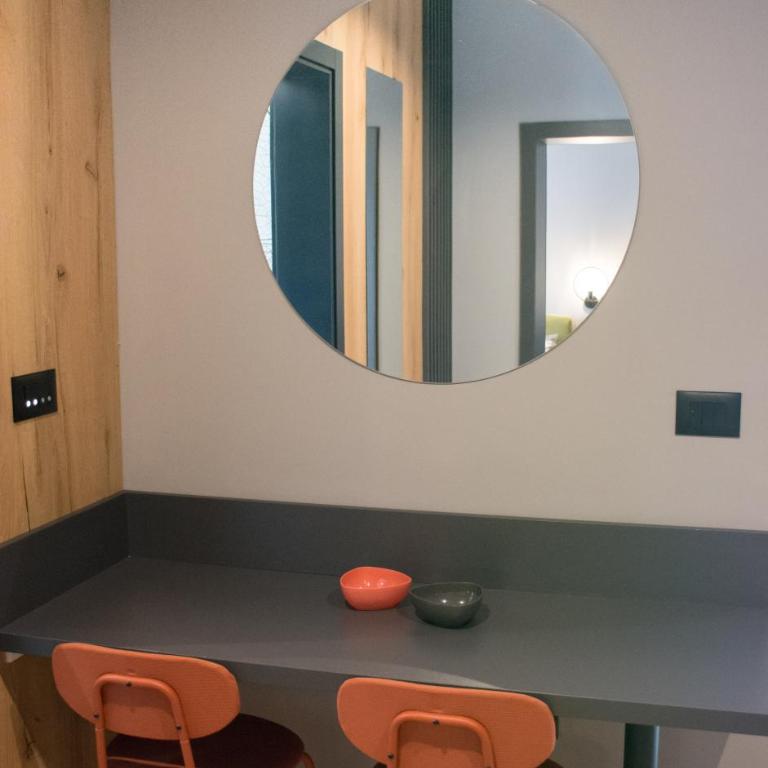 Old Town Premium Apartments- Free Parking - One-Bedroom Apartment - 11