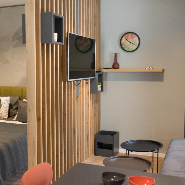 Old Town Premium Apartments- Free Parking - One-Bedroom Apartment - 1