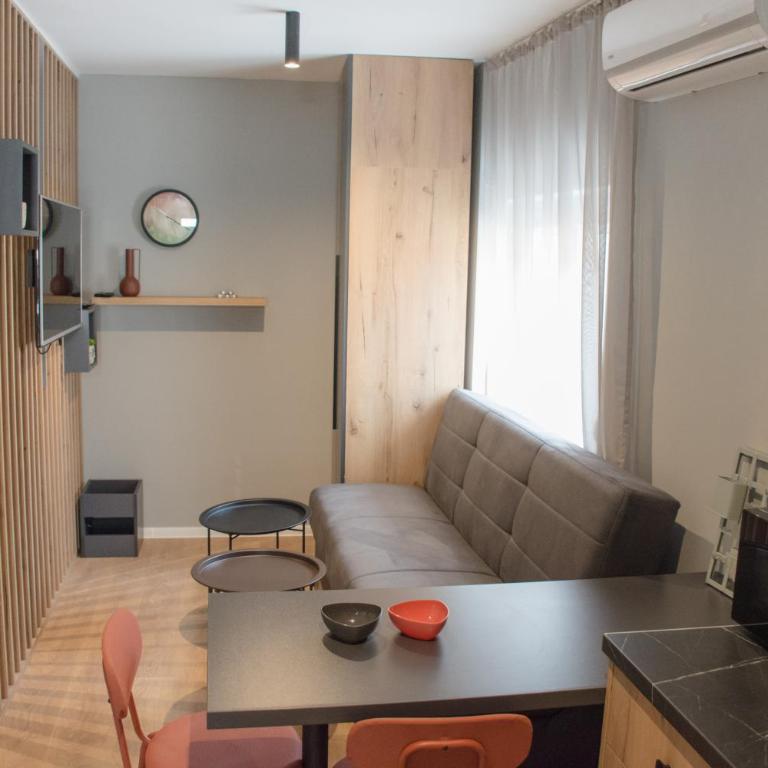 Old Town Premium Apartments- Free Parking - One-Bedroom Apartment - 2