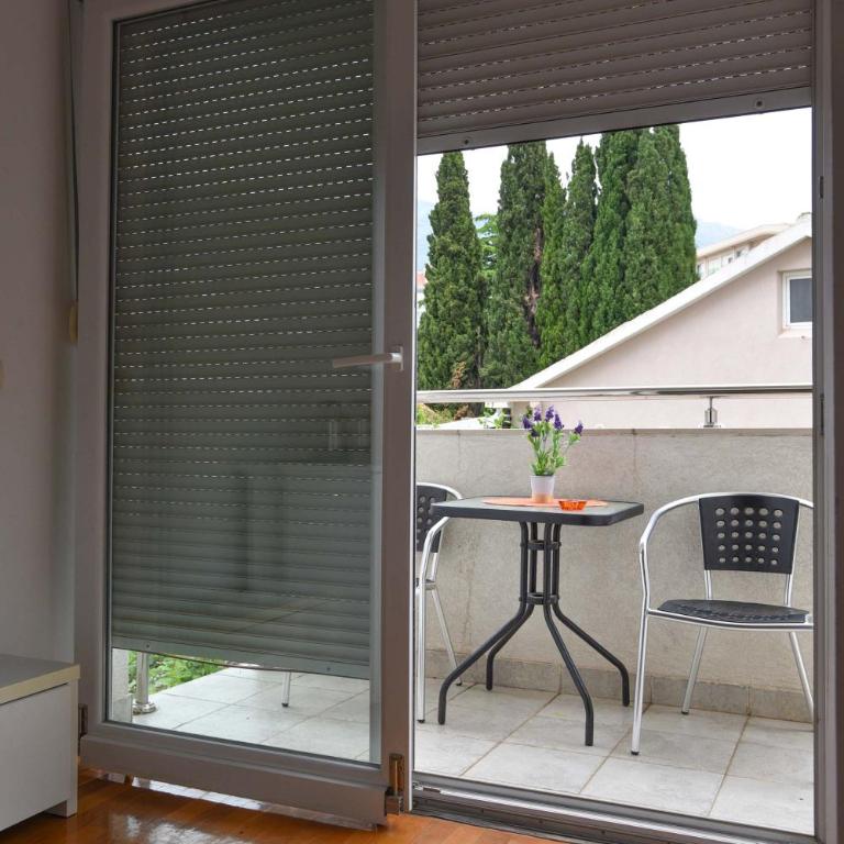 Modern Studio 200m from the Beach - Studio Apartman - 9