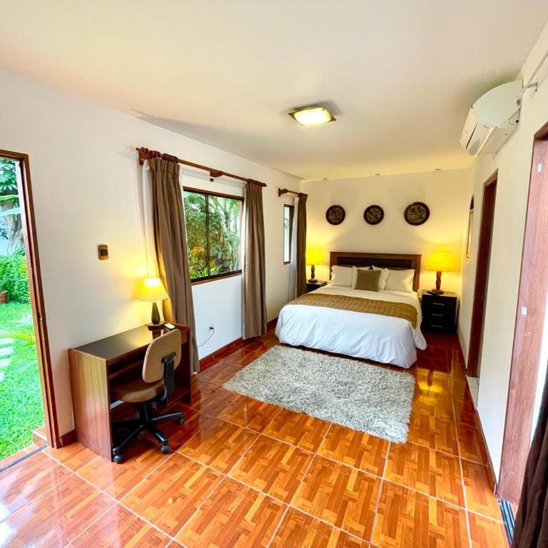 Casa Bella Boutique Hotel San Isidro - Suite with Garden View - 14
