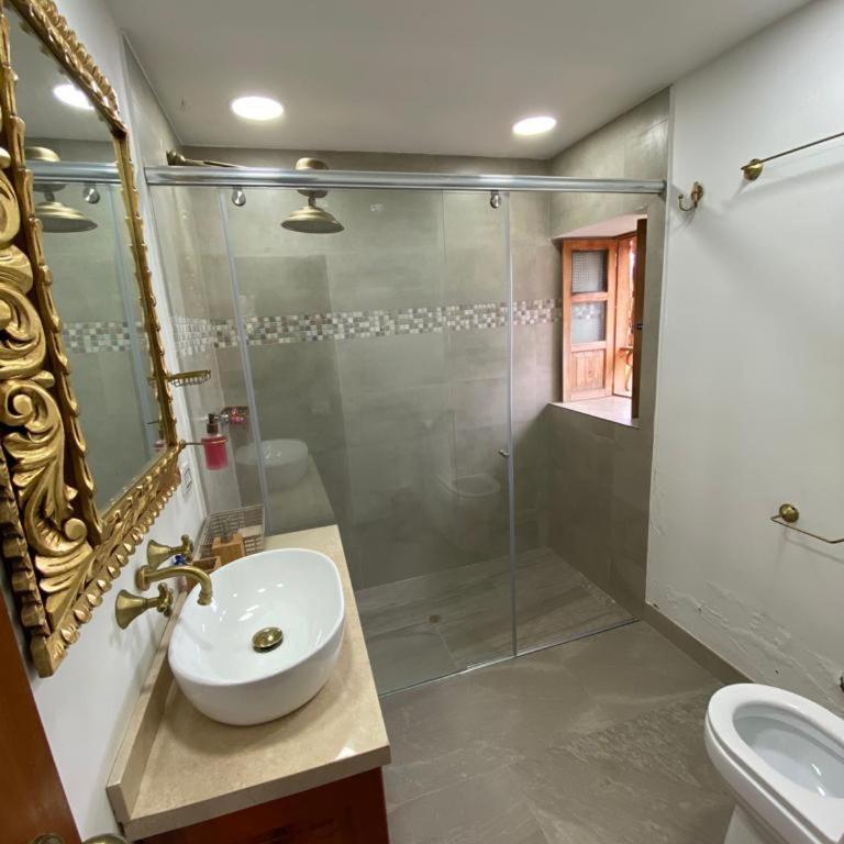 Casa Colonial de Lujo en el Corazon de Guasca - Habitación Doble con baño privado - 3