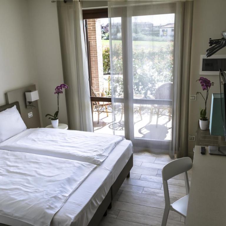 Hotel Relais Agli Olivi - Superior Double or Twin Room with Terrace on the ground floor or balcony at the first floor - 6
