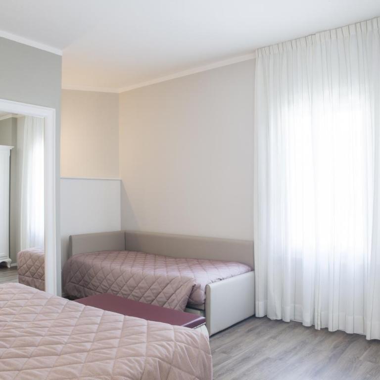 Hotel Degli Oleandri - Camera Deluxe - 2