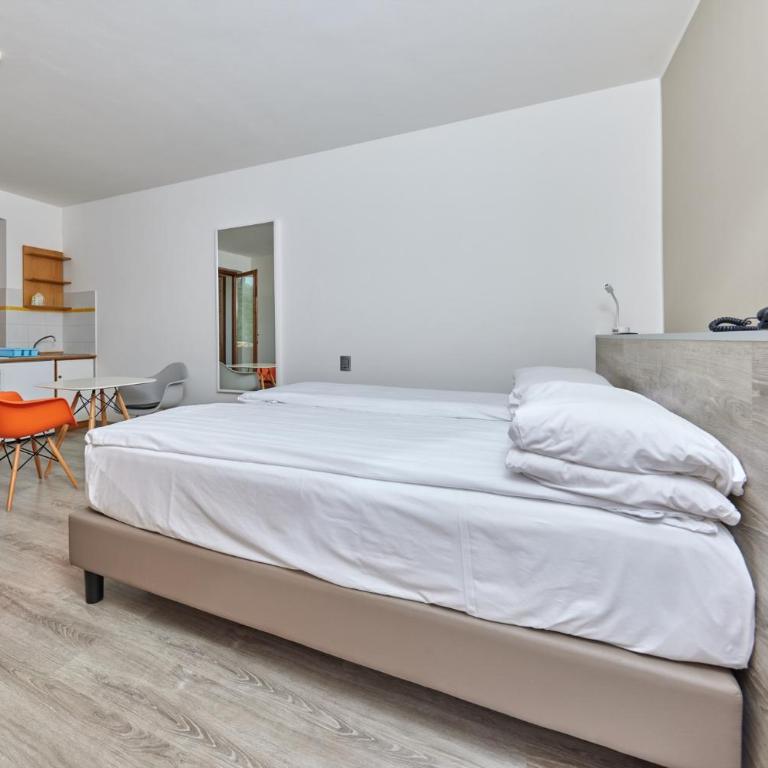 Hotel Vacanze 2000 - Adults Only - Monolocale con Balcone - 4