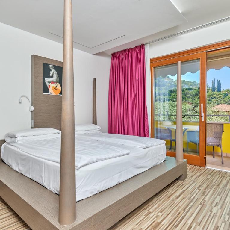 Hotel Vacanze 2000 - Adults Only - Camera Matrimoniale Deluxe - 9
