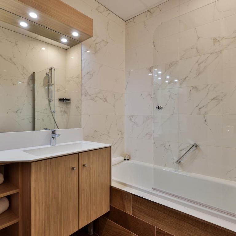 Hôtel Provençal - Chambre Confort - 9