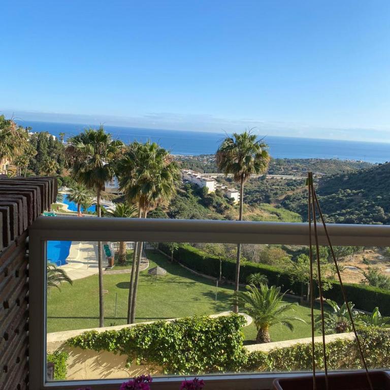 Room in shared Apartment in suite bathroom WiFi 2 swimming Pools Panoramic views Mijas Marbella - Apartment mit 2 Schlafzimmern - 37