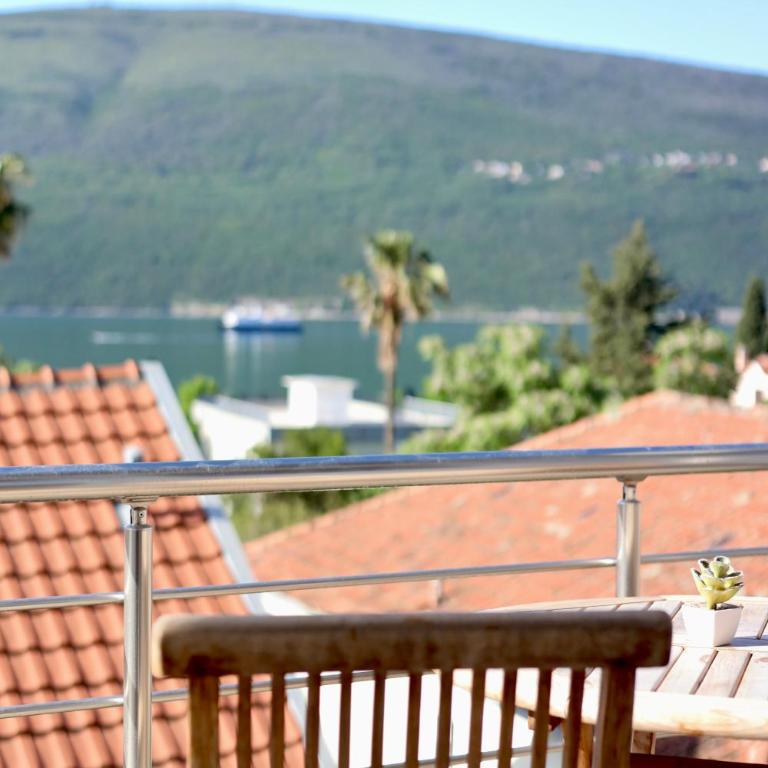 Little Sunshine - One-Bedroom Apartment - 15